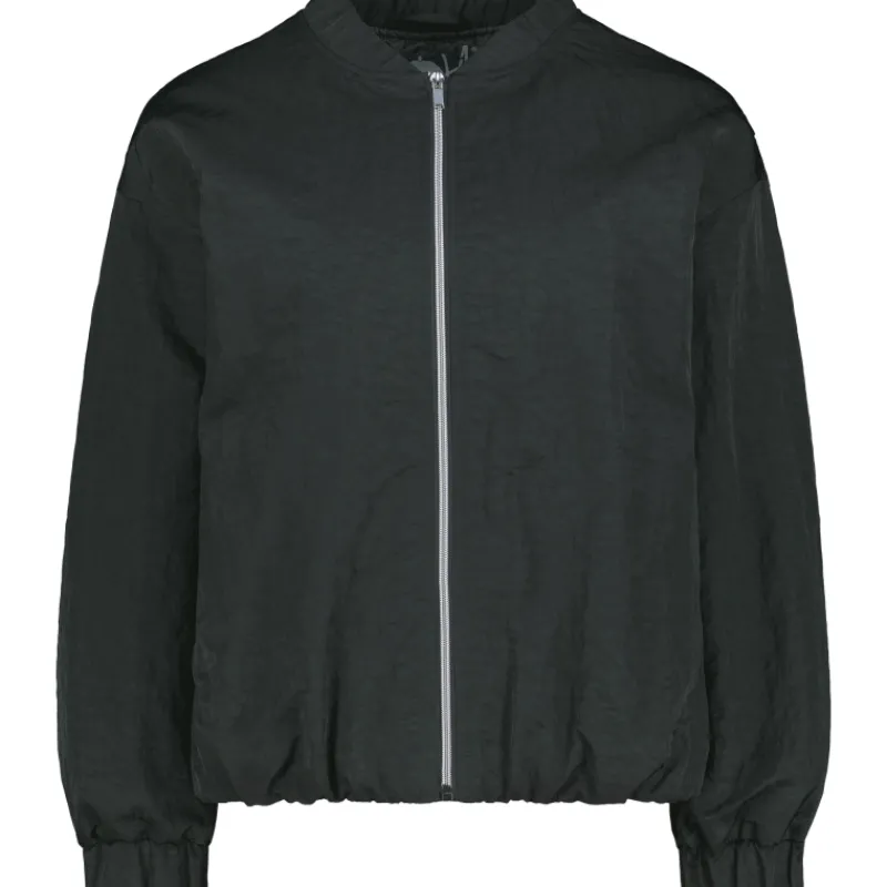 kevyesti-topattu-naisten-takki-mJETmHOa-0.webp Pola Naisten Ulkovaatteet-Kevyesti Topattu Naisten Takki Alisa Musta