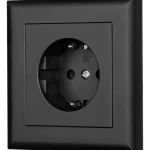 Egant Sähköasennustarvikkeet-Pistorasia Fjord Uppo Maadoitettu Musta