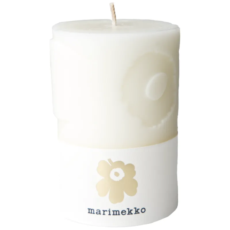 pytkynttil-marimekko-65-x-10-c-kuVlGQTJ-0.webp Marimekko Kynttilänjalat Ja Kynttilät-Pöytäkynttilä 6,5 X 10 Cm Unikko Luonnonvalkoinen