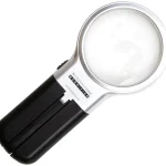 Arjen Apuvälineet^Suurennuslasi LED-valolla