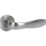 Pisla Pienrauta-Ulko-ovenpainike Veeti Mattakromattua Messinkiä