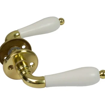 Pisla Pienrauta-Väliovenpainike Maaria Messinki/valkoinen